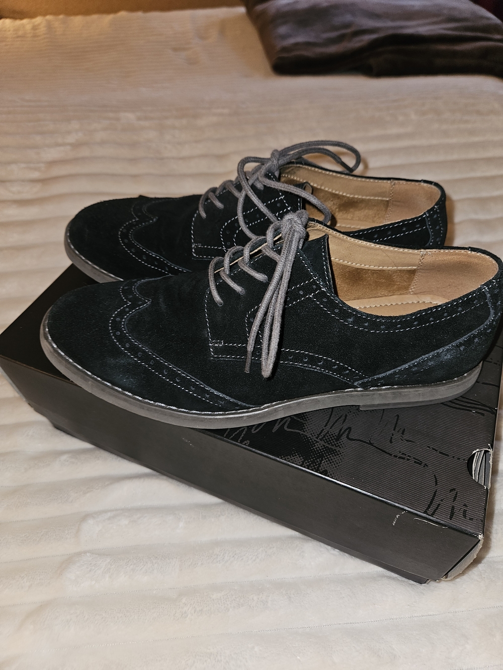 Marc Anthony Black Suede Wingtip Derby Oxfords with Gray Laces